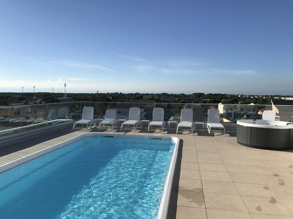 Condominio Quasar Μπιμπιόνε Εξωτερικό φωτογραφία